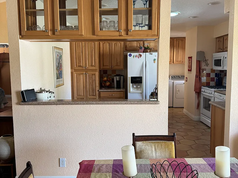 Dining into kitchen