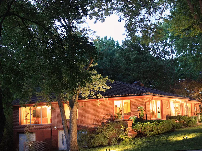 920 N Woodland Dr — Photo 24