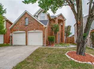912 Golden Grove Dr, Lewisville, TX 75067
