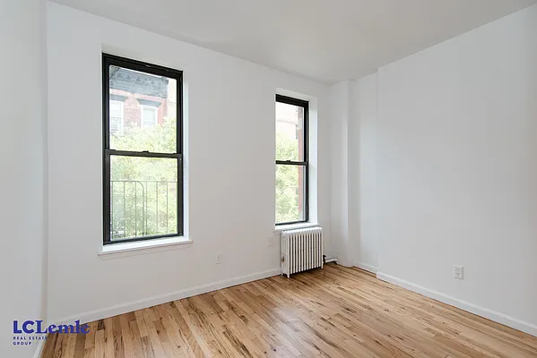 Rented by LC Lemle Real Estate Group | media 2