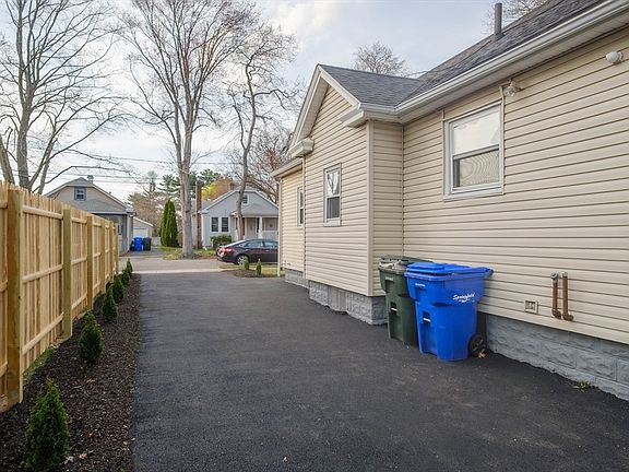 3rd image of 23 Eldert St