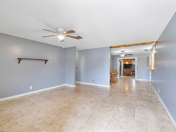 5th image of 1902 SW 82nd Terrace