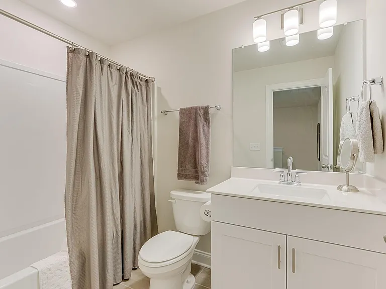 806 Arrington Way — Photo 20