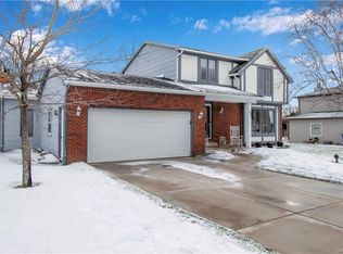 67 Colonial Manor Ct, West seneca, NY 14224