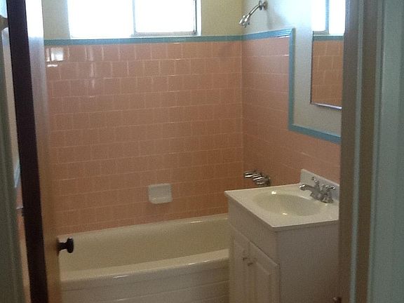 3rd image of 90 Arroyo Dr APT 4
