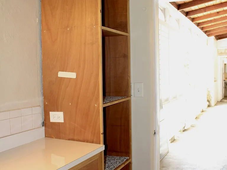 40 Jg La Grange We St — Photo 20