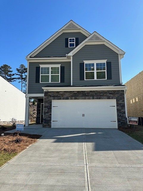 1st image of 131 Parkwood Dr