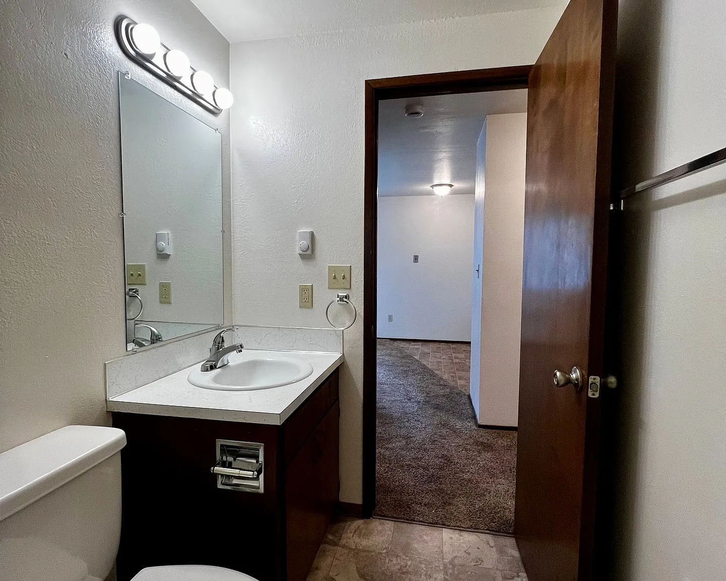 Union Gap Apartment - 4212 S 3rd Street — Photo 3