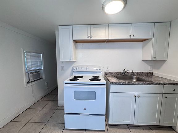 3rd image of 5620 15th St E #2