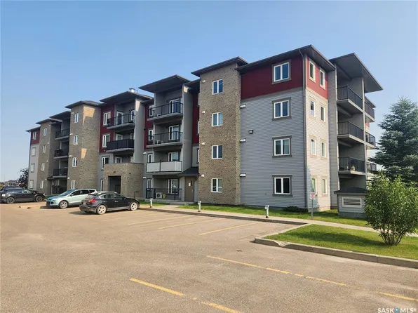 UNIT 310-308 Petterson DRIVE, Estevan, SK S4A 2B8