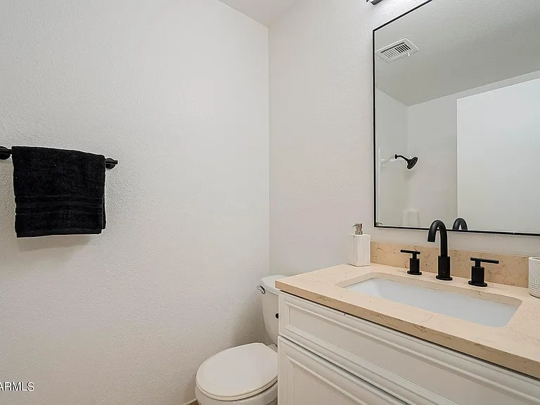 502 W Tonopah Dr #2 — Photo 14