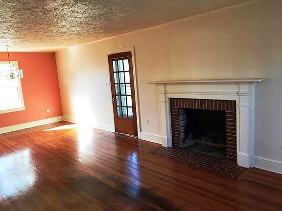 2nd image of 712 Parkview Ave