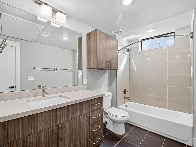 2401 Crawford St #B209 — Photo 31