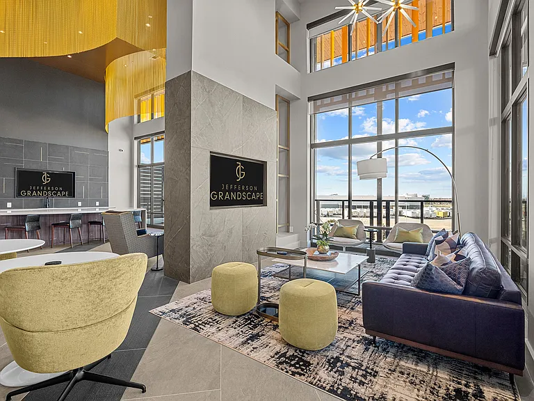 Jefferson Grandscape — Photo 34