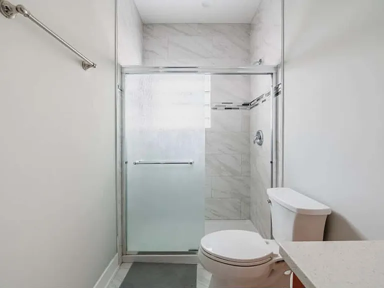 1119 S Loomis St #201 — Photo 10