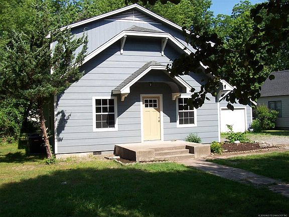 3rd image of 112 N Coo Y Yah St