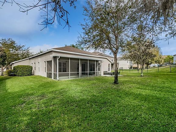3rd image of 6106 Heroncrest Ct