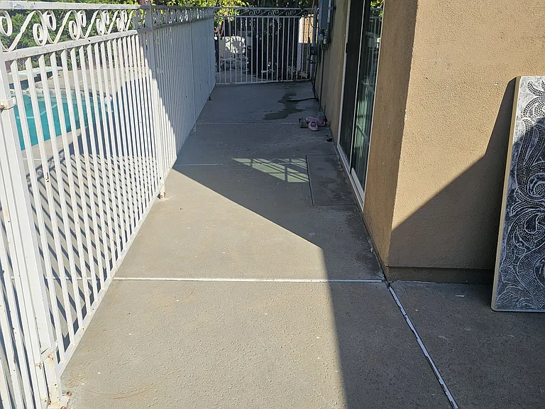 18236 Clark St — Photo 27