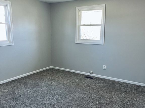 5th image of 273 Harvard Ave