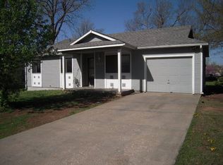 939 N Florence Ave, Springfield, MO 65802