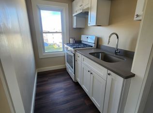 755 Rodman St #3, Fall River, MA 02721