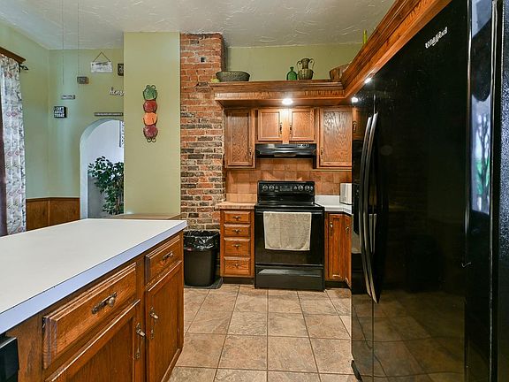5th image of 415 E Boehringer St Lot 24