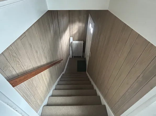 98 Medford Ave #1, Patchogue, NY 11772