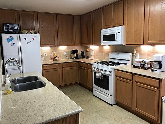 3rd image of 4203 Deerbriar Run Dr
