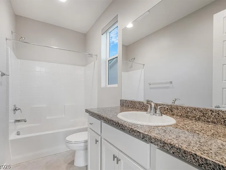 32 Vista Outlook St — Photo 23