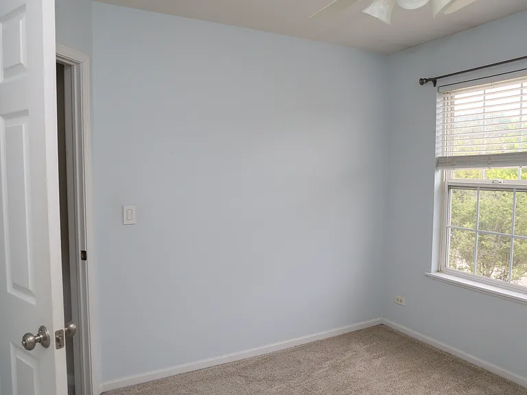 217 Comstock Dr — Photo 58