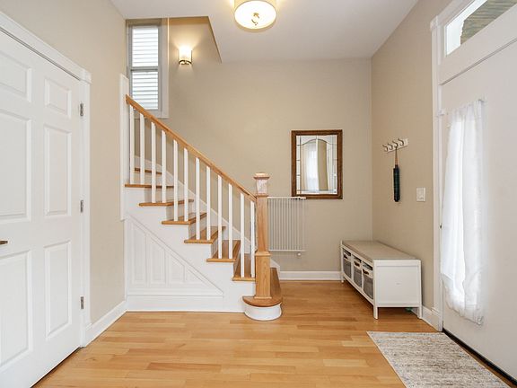 3rd image of 3645 W Wrightwood Ave