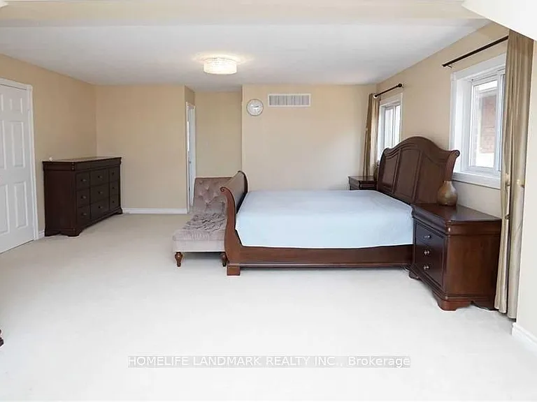 4887 Natkarni Cres — Photo 18