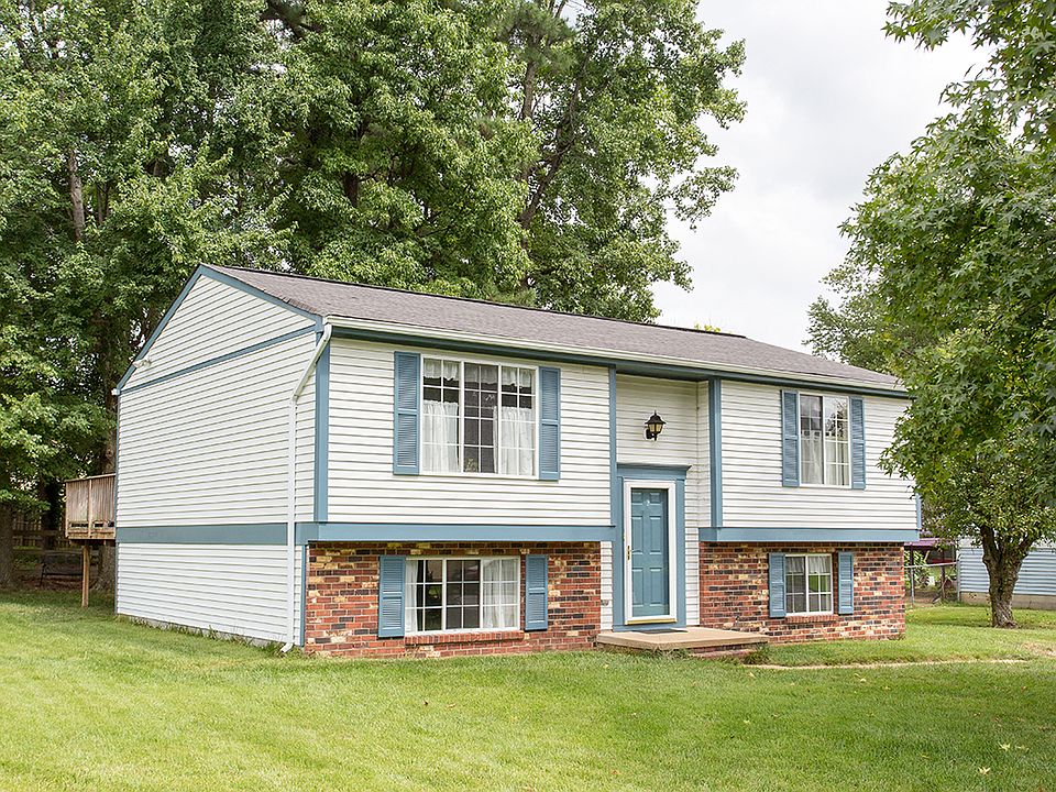 1st image of 8720 Pine Top Dr