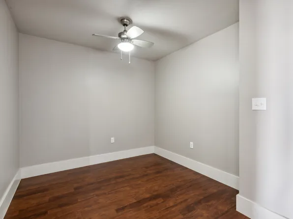 1000 Lipscomb St APT 306, Fort Worth, TX 76104
