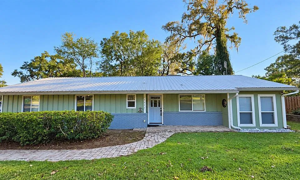 12221 NW 148th Ave