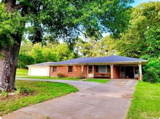1820 N 1st St, Glenwood, AR 71943