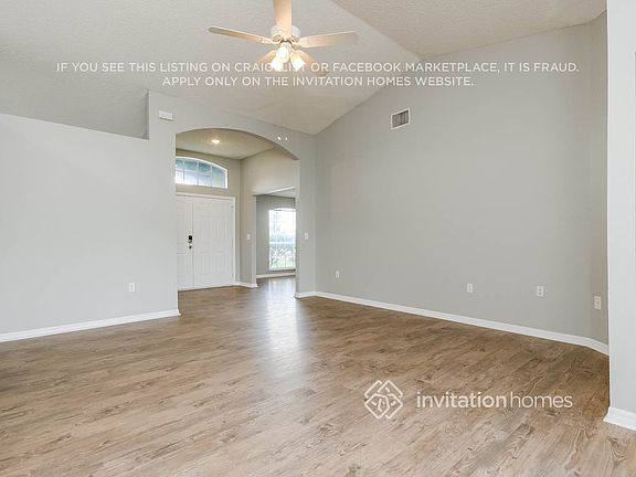 3rd image of 331 Cloverdale Rd