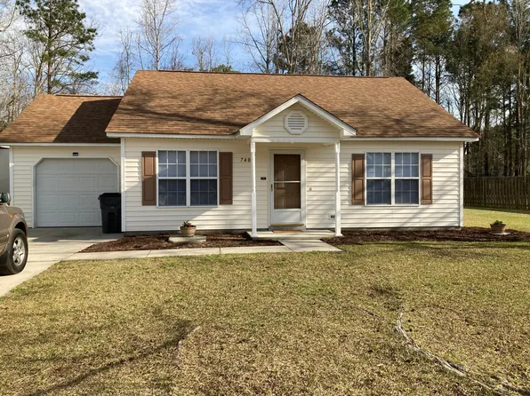 7409 Rhinestone Ct, Leland, NC 28451