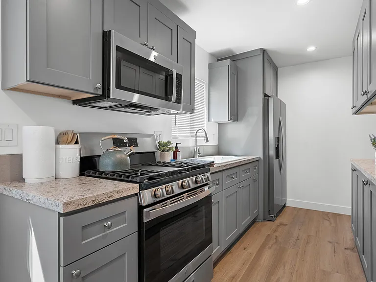 15227 Freeman Ave — Photo 8