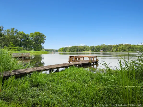 1084 Peninsula, Fort Towson, OK 74735