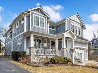 17 Woodstock Ave, Clarendon Hills, IL 60514