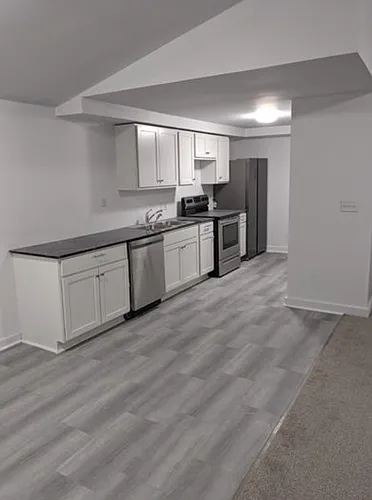 300 Lakeview Ave #8 Photo 1