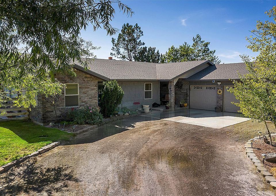 1st image of 453 Mahard Dr