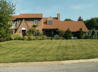 3215 Darien Rd, Bethlehem, PA 18020