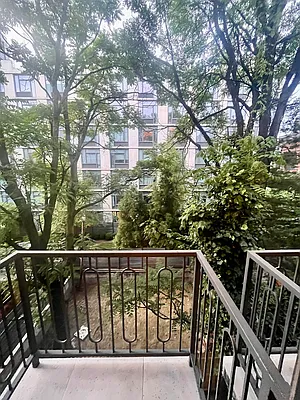 Rented by Nooklyn NYC LLC | media 23