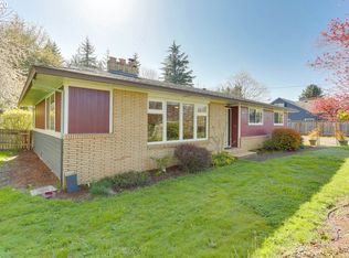819 N Molalla Ave, Molalla, OR 97038