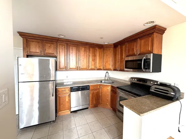 39 Mineola Blvd, Mineola, NY