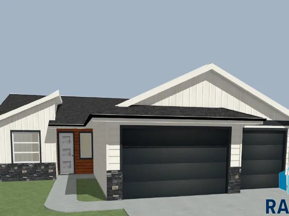833 Sarah C Cir, Garretson, SD 57030