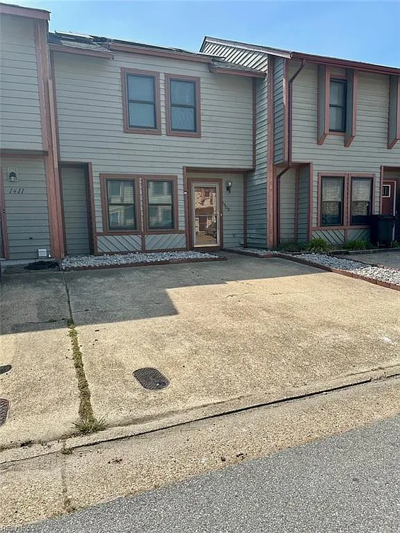 2 bed, 1.5 bath, 1178 sqft, $1,750 — Photo 3