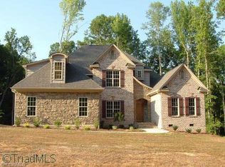 16 Hope Xing, Lexington, NC 27295